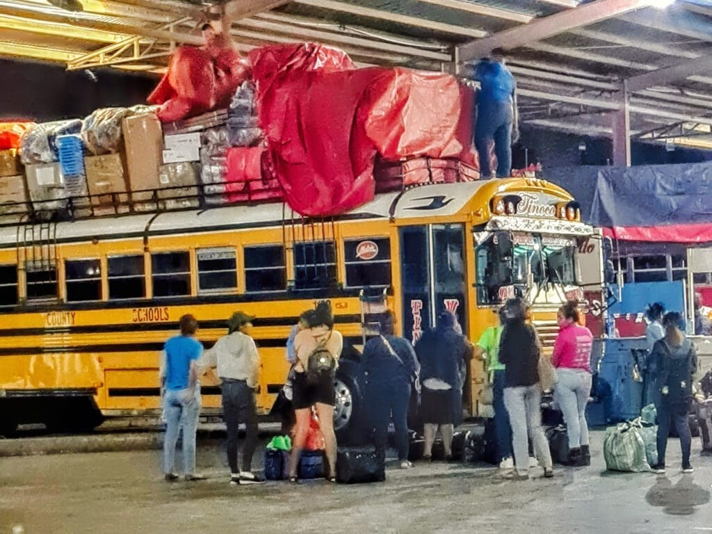 Nikaragua chickenbus